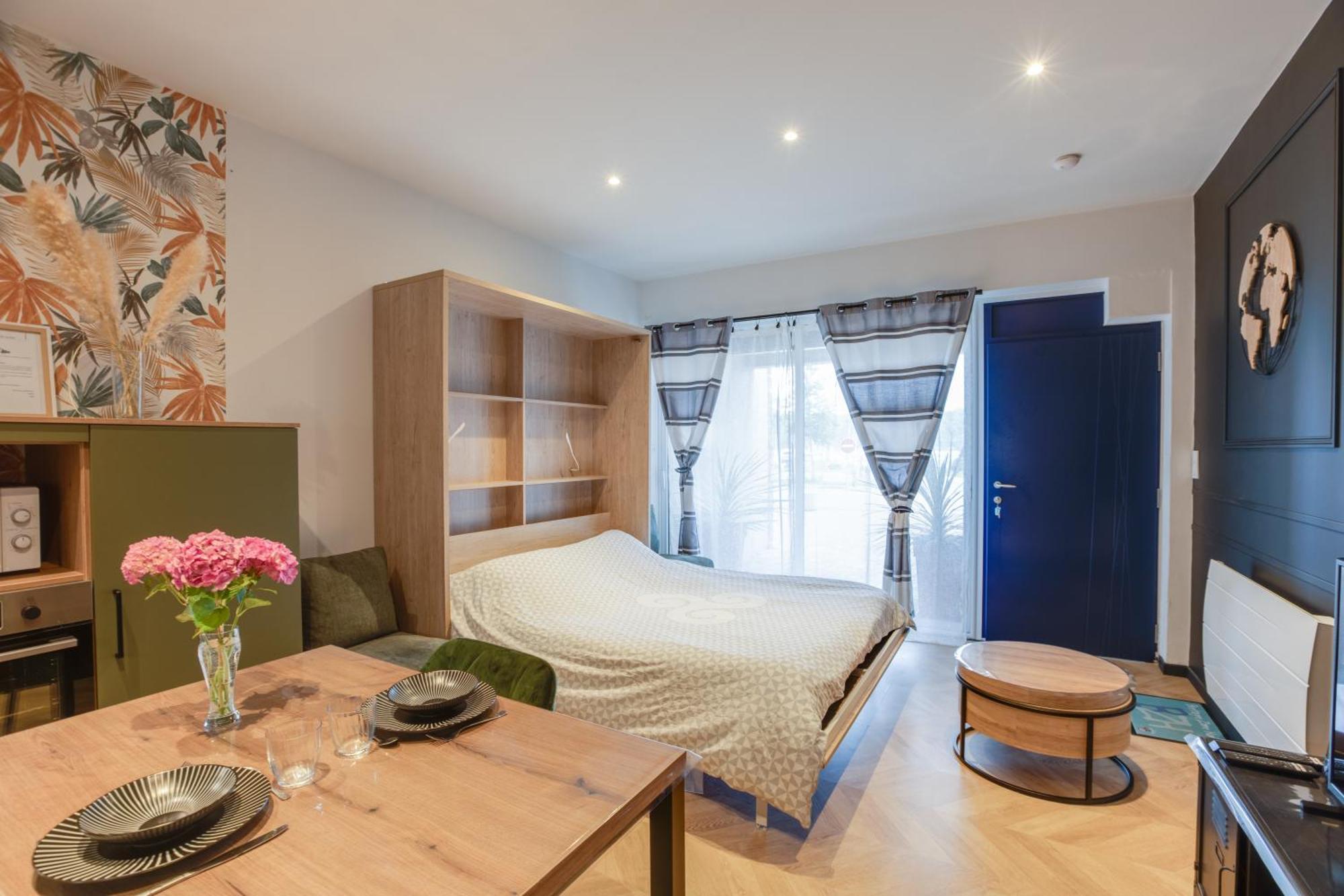 De La Presqu'île De Lézardrieux, Adapté Pmr Appartement